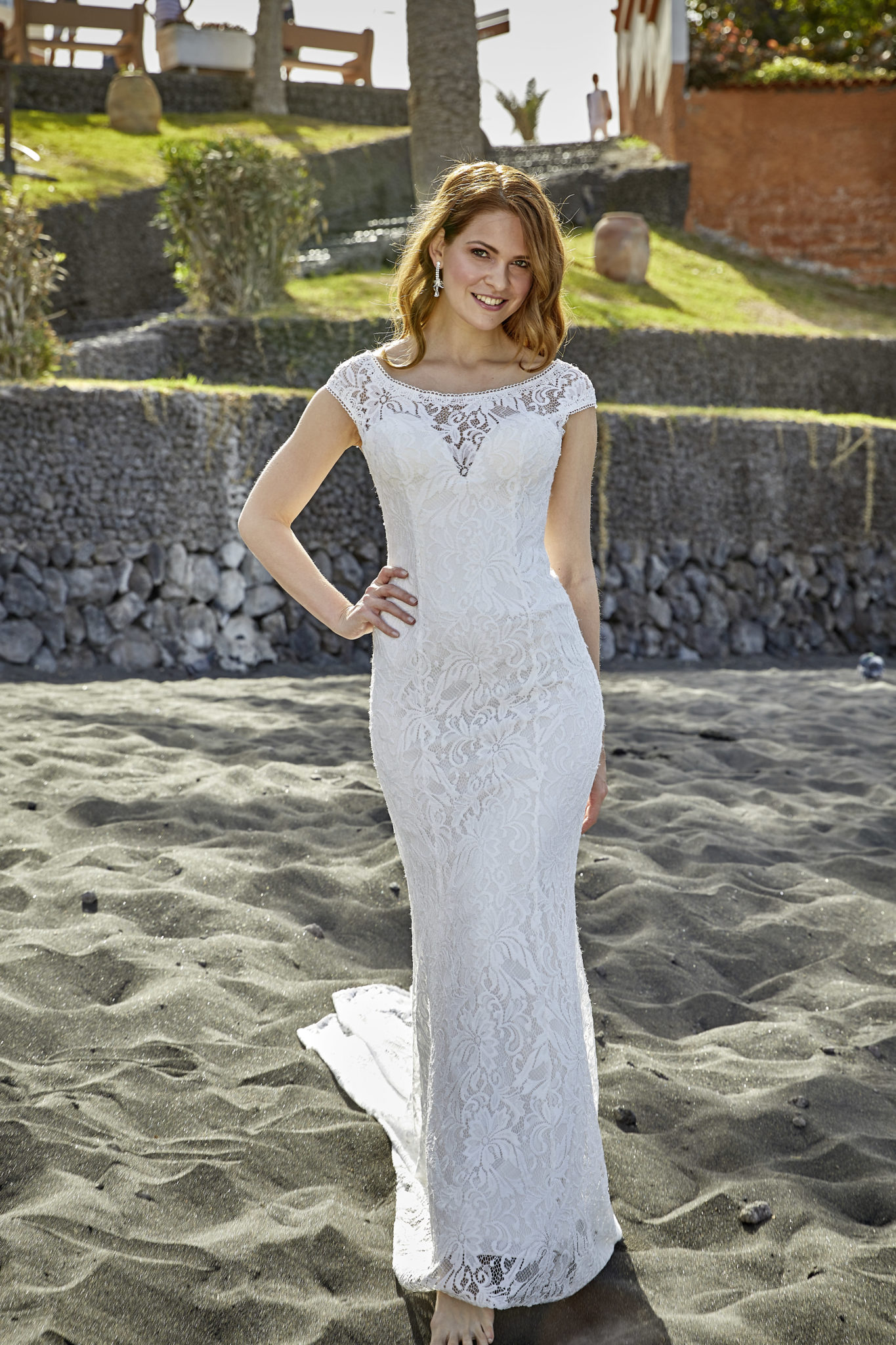 Figurbetontes Fit And Flare Kleid Komplett Aus Spitze Pretty You