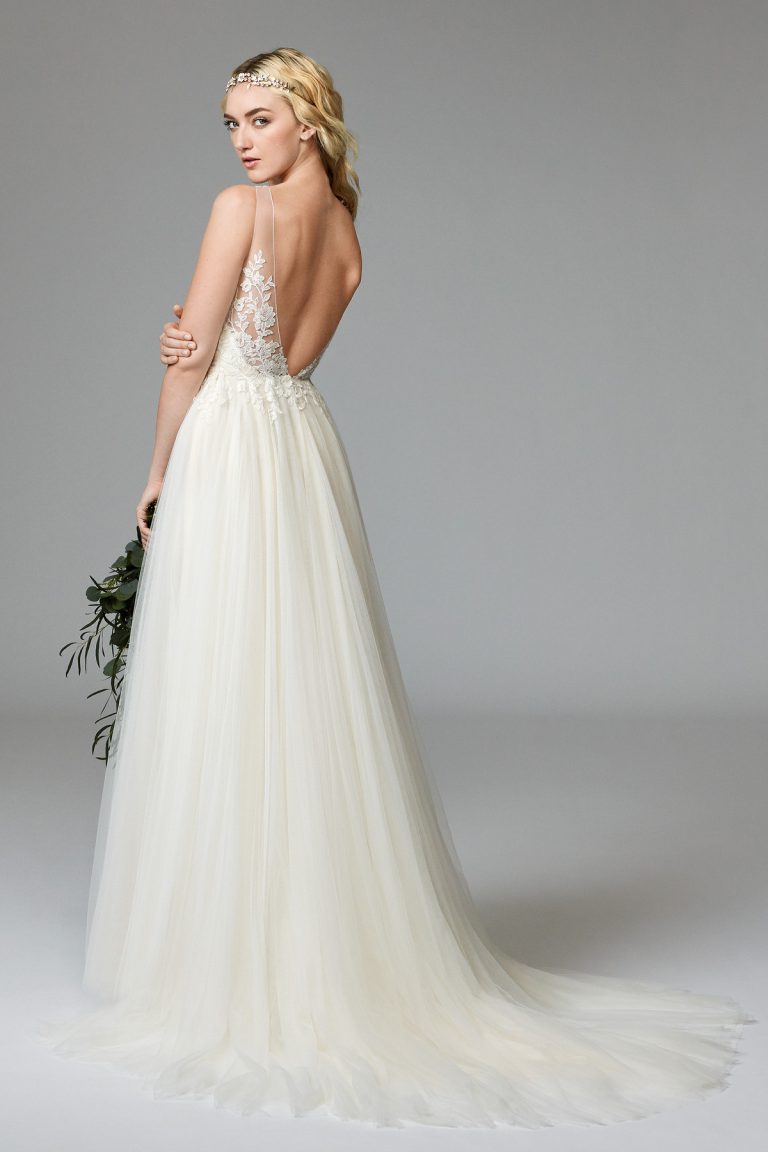 Brautkleid mit Tattoo Effekt und tiefem Rücken - PRETTY YOU