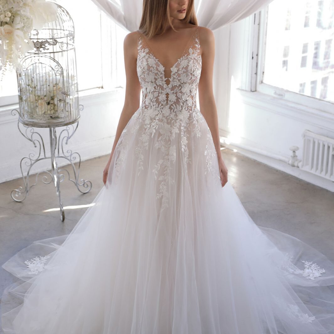 Silva - A-Linie mit Spitze, Glitzer und 3D Applikationen