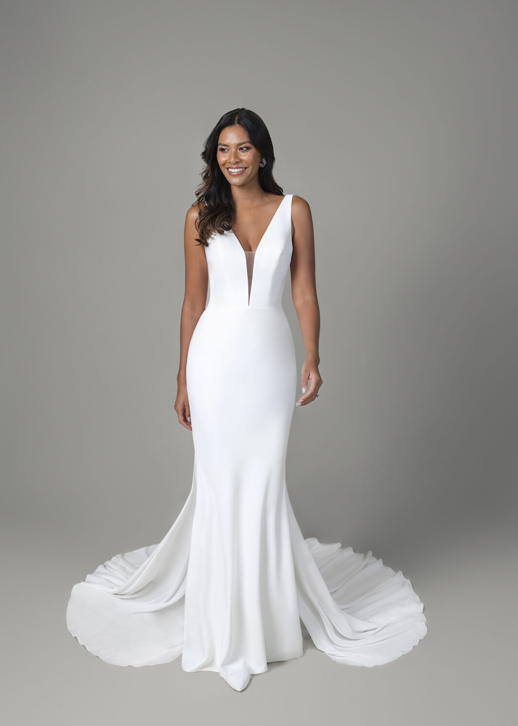 Olivia - cleanes Fit and Flare Brautkleid mit tiefem Rücken