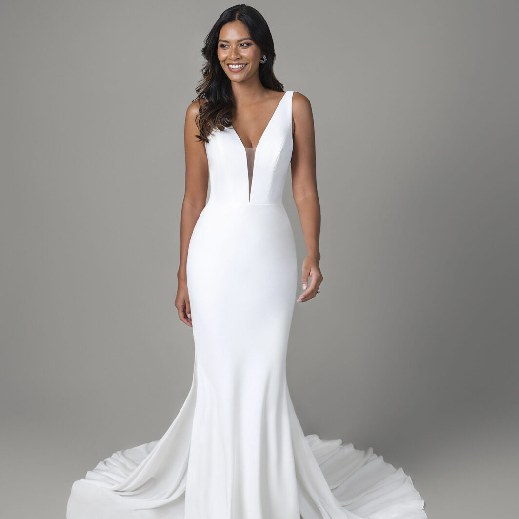 Olivia - cleanes Fit and Flare Brautkleid mit tiefem Rücken