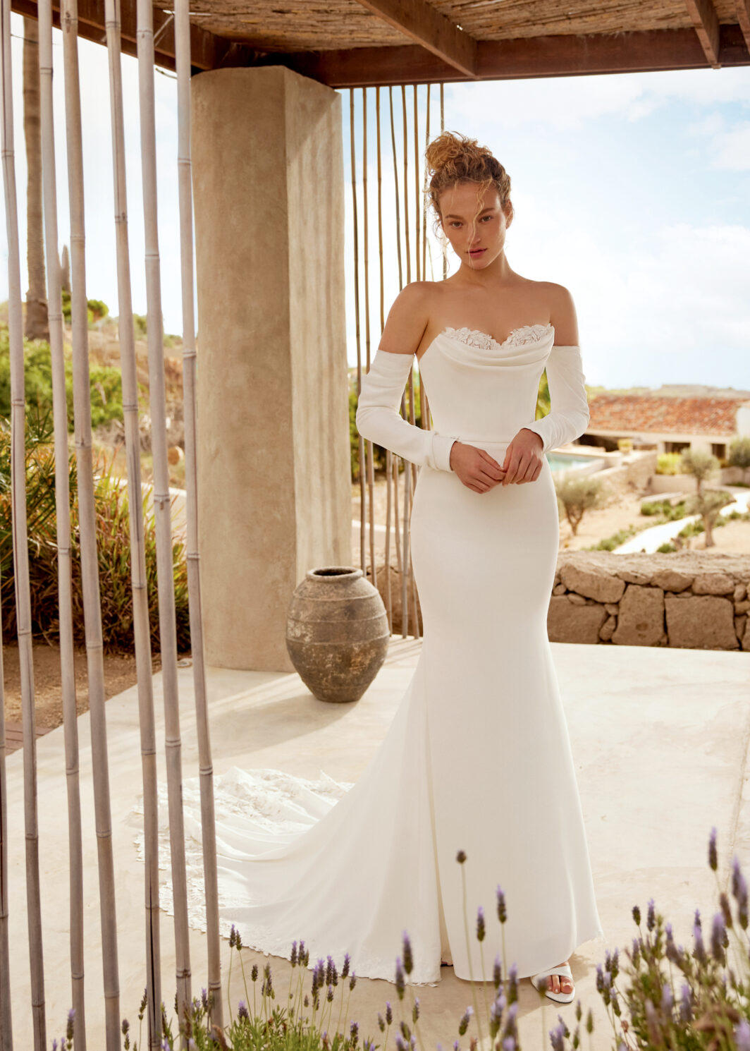 Marielle - Fit-and-Flare Brautkleid mit Herzausschnitt und abnehmbaren Ärmeln