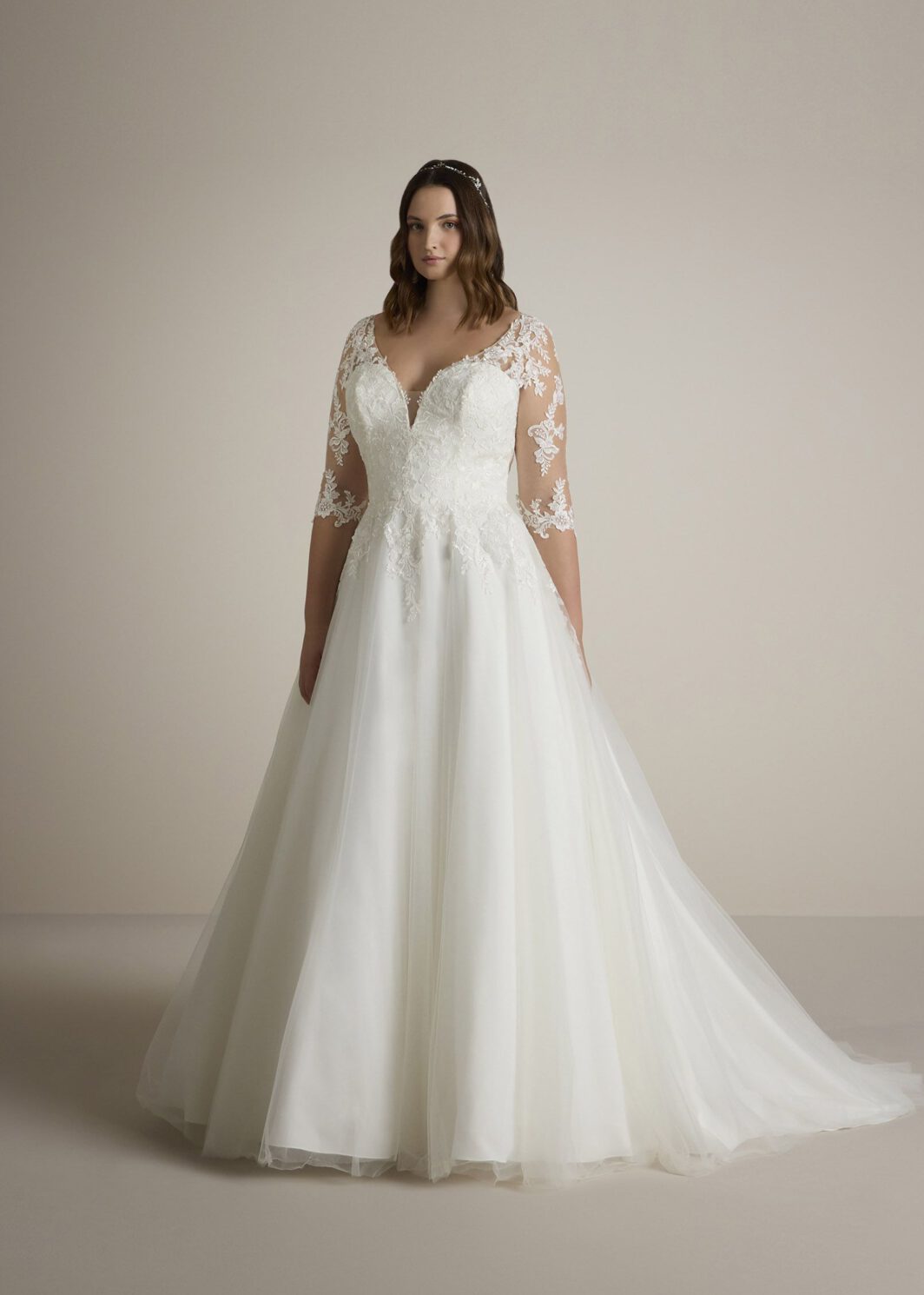 Susa - Brautkleid mit Ärmeln und Spitzenoberteil