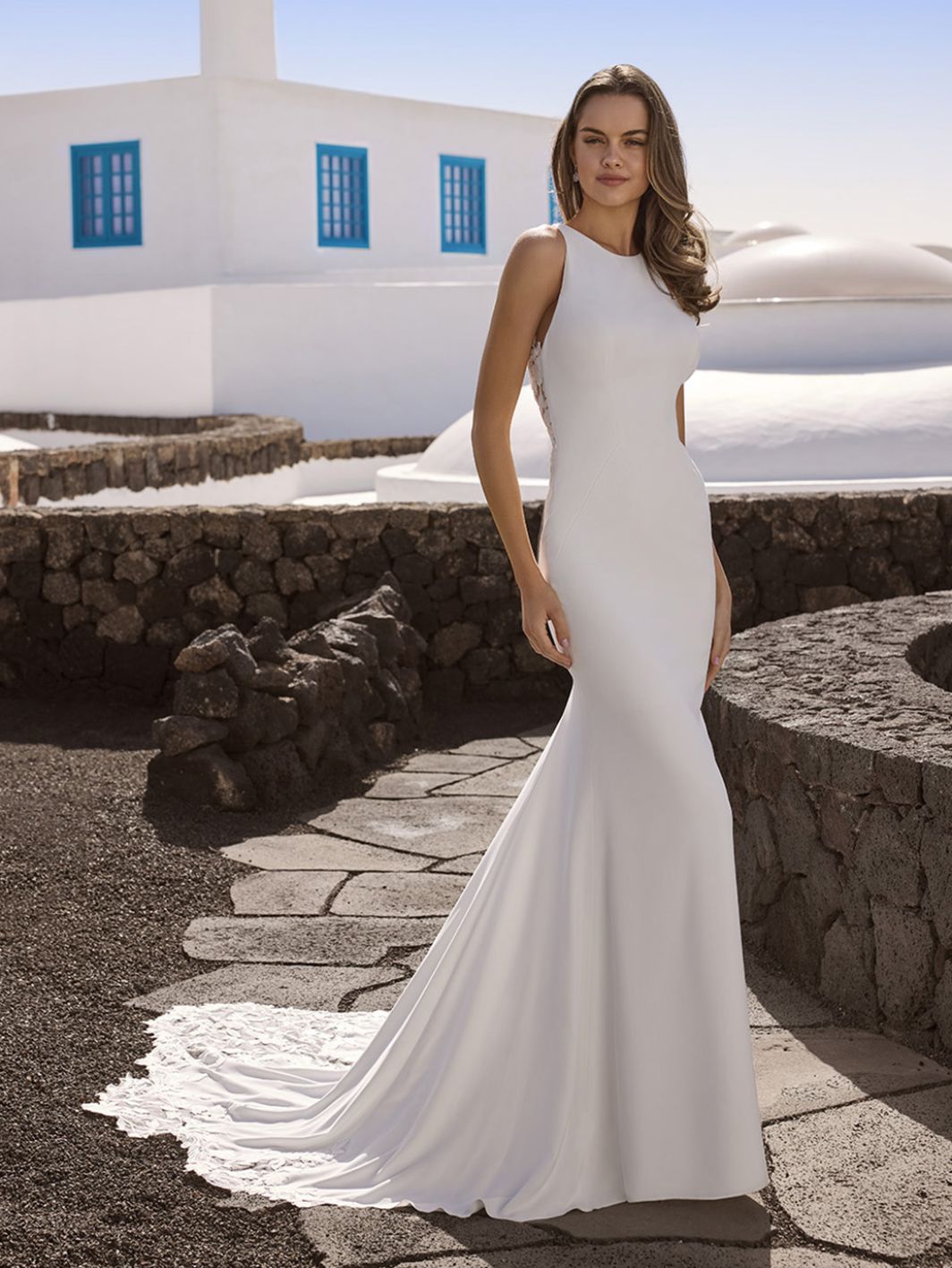 Osma - schlichtes Fit and Flare Brautkleid mit Schlüssellochrücken