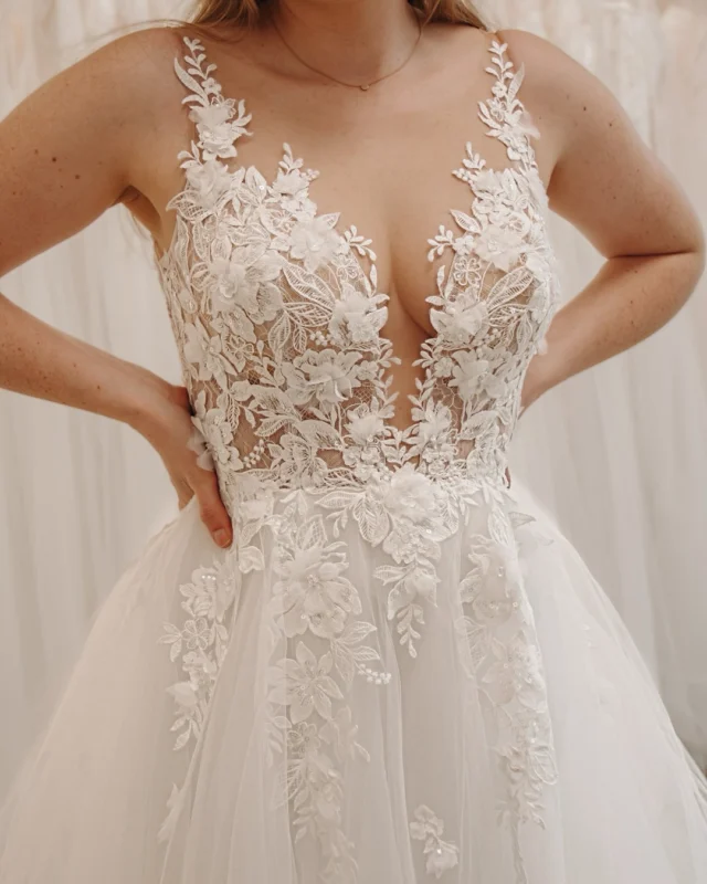 Elouise🤍
⠀⠀⠀⠀⠀⠀⠀⠀⠀
Bist du auf der Suche nach deinem Brautkleid? Dann probier dich bei uns in absoluter Privatsphäre durch verschiedene Stile von internationalen Top Designern 🤍
⠀⠀⠀⠀⠀⠀⠀⠀⠀
Alle freien Termine sowie verfügbare Kleider findest du auf unserer Website unter www.prettyyou-brautmode.de (Link in Bio) 🤍
⠀⠀⠀⠀⠀⠀⠀⠀⠀
#Brautmode #Brautkleider #Stade #Hamburg #Bremen #Cuxhaven #Oldenburg #Bremerhaven #Brautkleid #heiraten #Hochzeit #Bridetobe #Braut2026 #Braut2025 #heiratenincuxhaven #heirateninoldenburg #heirateninbremen #heirateninstade #heirateninbremerhaven #trends #verlobt #verlobung #bridetobe #cleanebrautkleider #2026