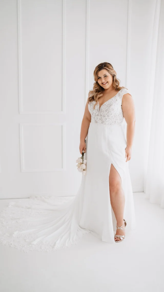 Nur noch bis zum 30.06.2025 können wir dieses Kleid beim Designer bestellen.🤍

Wenn Fenna also auf deiner Favoritenliste steht, solltest du unbedingt noch im Juni zu uns kommen.☺️ 

Alle freien Termine sowie verfügbare Kleider findest du auf unserer Website unter www.prettyyou-brautmode.de (Link in Bio) 🤍

#Brautmode #Brautkleider #Stade #Hamburg #Bremen #Cuxhaven #Oldenburg #Bremerhaven #Brautkleid #heiraten #Hochzeit #Bridetobe #Braut2026 #Braut2025 #heiratenincuxhaven #heirateninoldenburg #heirateninbremen #heirateninstade #heirateninbremerhaven #trends #verlobt #verlobung #bridetobe #cleanebrautkleider #2026