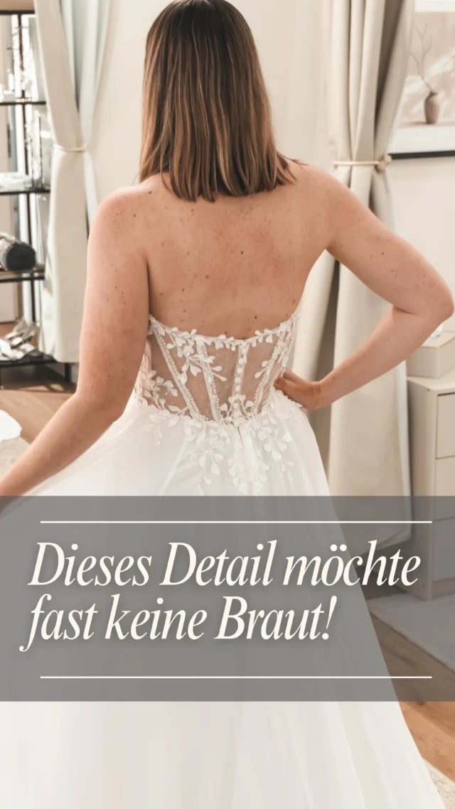 Wie sieht’s bei dir aus?🤍

Welches Detail darf bei deinem Brautkleid auf keinen Fall fehlen oder gibt es Dinge, die du gar nicht magst für dein Brautkleid?

Bist du noch auf der Suche nach deinem Traumkleid für deine Traumhochzeit? Dann lass uns gemeinsam herausfinden, welche Brautkleid-Details dein Bride-Herz höher schlagen lassen 💘