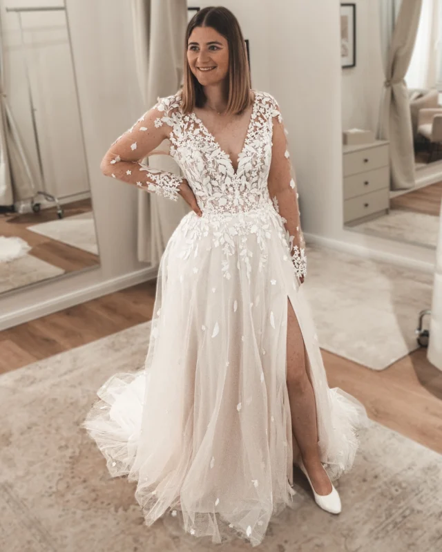 Clara🤍 
⠀⠀⠀⠀⠀⠀⠀⠀⠀
Bist du auf der Suche nach deinem Brautkleid? Dann probier dich bei uns in absoluter Privatsphäre durch verschiedene Stile von internationalen Top Designern 🤍
⠀⠀⠀⠀⠀⠀⠀⠀⠀
Alle freien Termine sowie verfügbare Kleider findest du auf unserer Website unter www.prettyyou-brautmode.de (Link in Bio) 🤍
⠀⠀⠀⠀⠀⠀⠀⠀⠀
#Brautmode #Brautkleider #Stade #Hamburg #Bremen #Cuxhaven #Oldenburg #Bremerhaven #Brautkleid #heiraten #Hochzeit #Bridetobe #Braut2026 #Braut2025 #heiratenincuxhaven #heirateninoldenburg #heirateninbremen #heirateninstade #heirateninbremerhaven #trends #verlobt #verlobung #bridetobe #cleanebrautkleider #2026