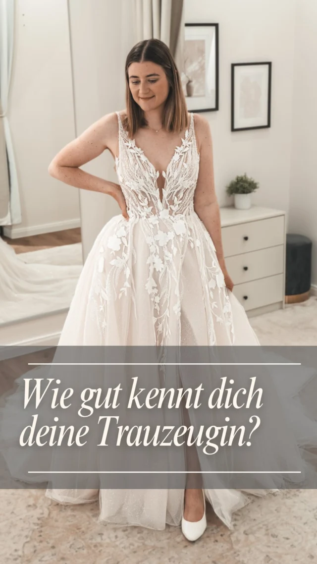 Du denkst, deine Trauzeugin kennt dich? Frag sie, welches Kleid du am ehesten tragen würdest.🤍

1. Farina - Fließendes Brautkleid mit Glitzer im Oberteil und einem sexy Beinschlitz

2. Milena - Cleane A-Linie mit Carmenträgern und einem Herzausschnitt 

3. Nova - Glitzernde Prinzessin mit V-Ausschnitt und breiten Trägern 

#braut#brautkleid#bridetobe#hochzeit#braut2026#verliebt#verlobt#verheiratet#brautkleidsuche#cuxhaven#bremen#hamburg